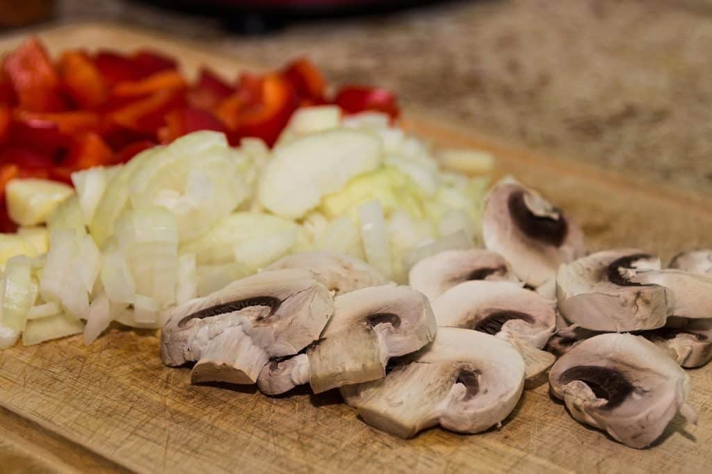 wooden cutting board versus plastic cutting board side by side kitchen